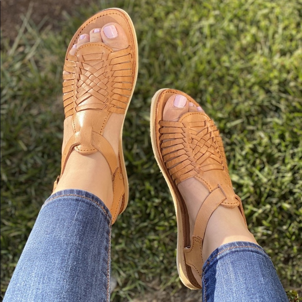 Agave Girl Evelyn Huarache Sandals Size 9